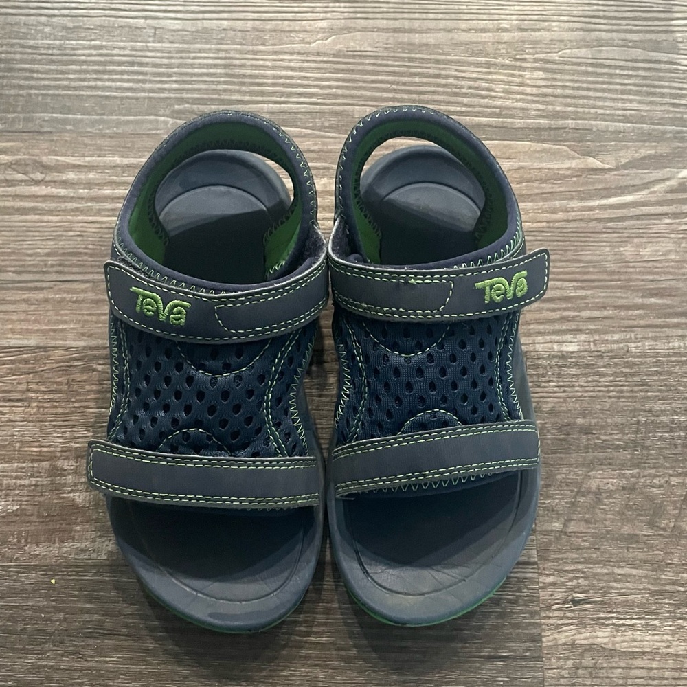 Boy’s Teva Sandals